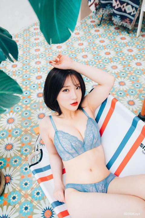 Ye-Eun - Summer Caravan